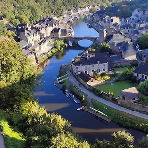 Appartement Escapade Sur Le Port De, Dinan