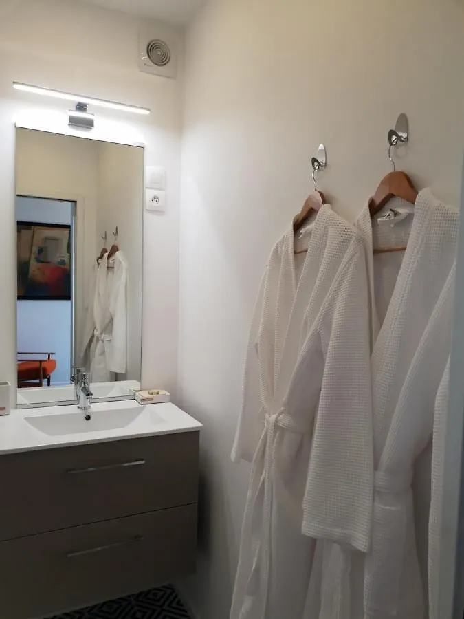 L'Otis Et Le Titouan Saint-Sauveur Apartment Dinan France
